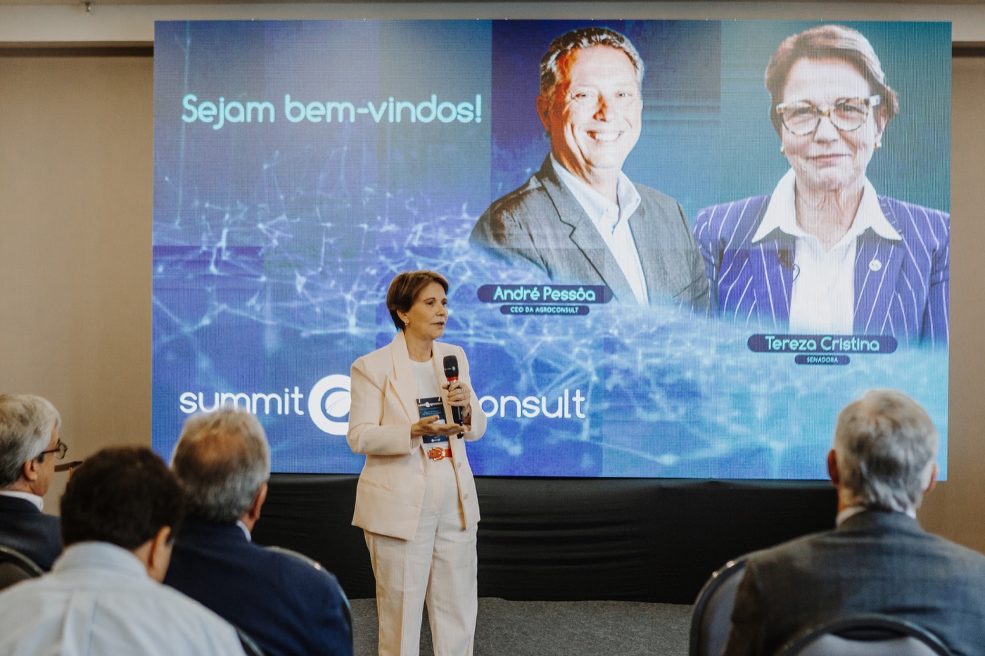 Apresentação no Summit Agroconsult 2024